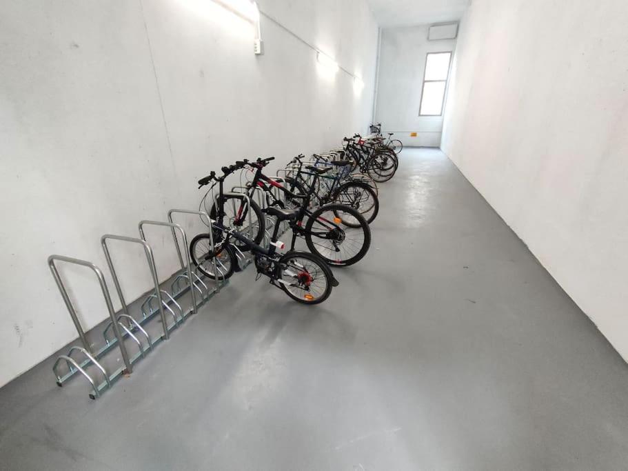 شقة Le Fonction, Meuble 4 Etoiles, Avec Parking Boxe آيكس أومبروفينس المظهر الخارجي الصورة